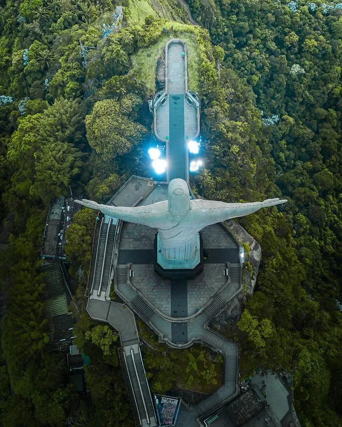 Photographer Shows Incredible Landscapes Seen From Above (50 Pics)