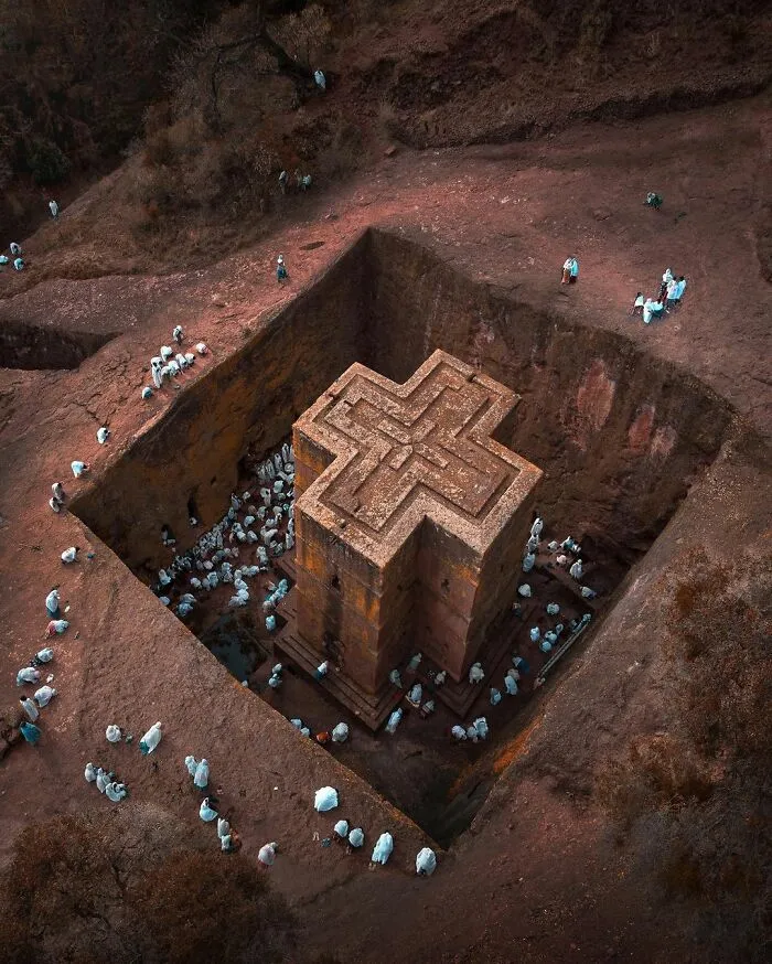 Photographer Shows Incredible Landscapes Seen From Above (50 Pics)