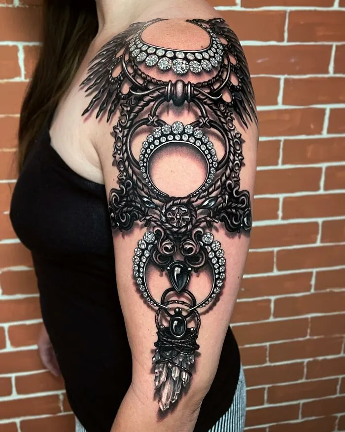 30 Tatuajes de joyería realizados por la famosa tatuadora Ryan Ashley