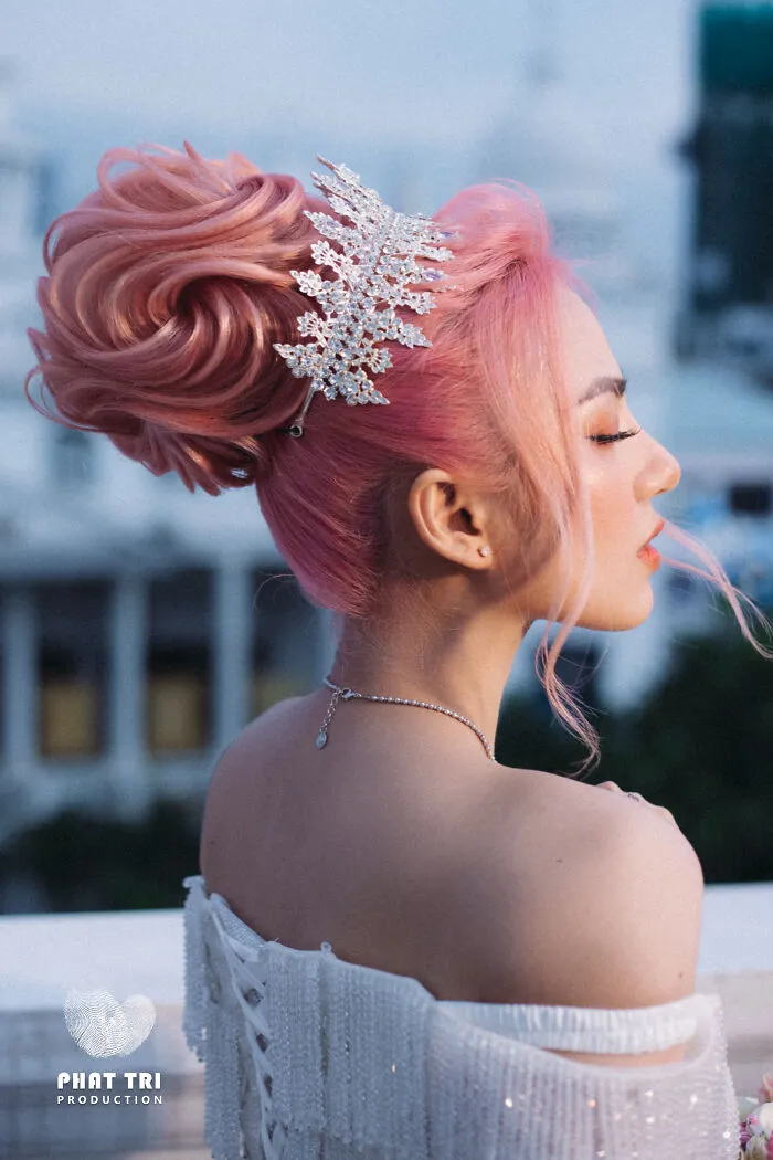 This Vietnamese Hairstylist Creates Intricate Hairstyles That Sometimes Take Up To 2-3 Months To Finish (37 Pics)