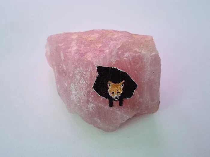 I Paint Miniature Animals On Rose Quartz, And Here Are My Best 20 Works