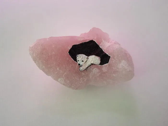 I Paint Miniature Animals On Rose Quartz, And Here Are My Best 20 Works