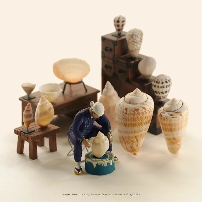 102 Detailed And Fun Miniature Dioramas By A Japanese Artist Who Creates Them Every Day (New Pics)