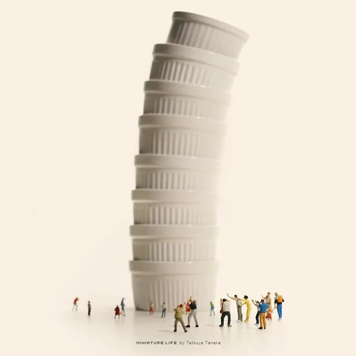 102 Detailed And Fun Miniature Dioramas By A Japanese Artist Who Creates Them Every Day (New Pics)