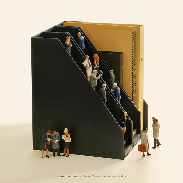 102 Detailed And Fun Miniature Dioramas By A Japanese Artist Who Creates Them Every Day (New Pics)