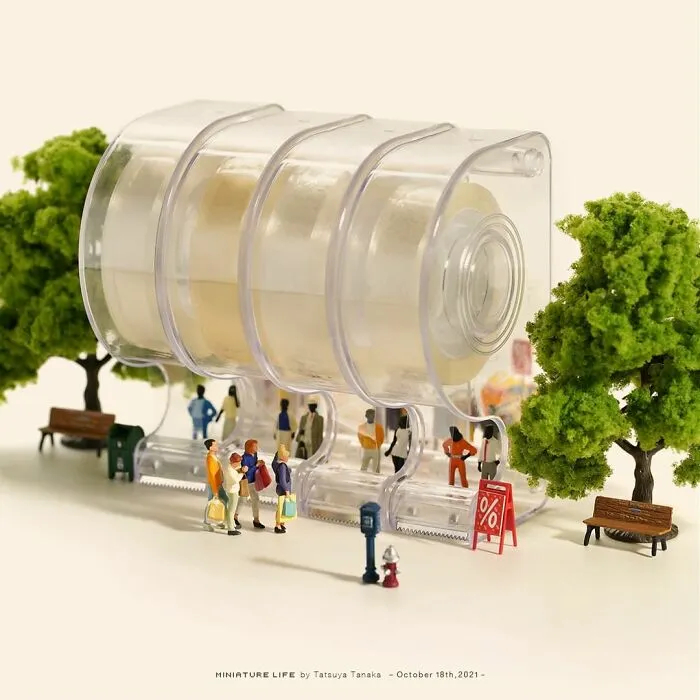 102 Detailed And Fun Miniature Dioramas By A Japanese Artist Who Creates Them Every Day (New Pics)