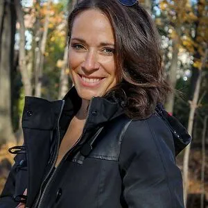 Vicky Champagne