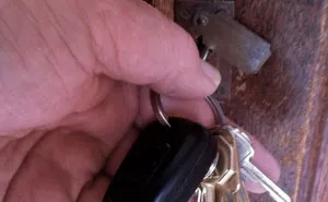 "They Were Giving Me Huge Red Flags": In-Laws Lock Their Son-In-Law In A Room With Them When He Doesn’t Reveal His Salary To Them