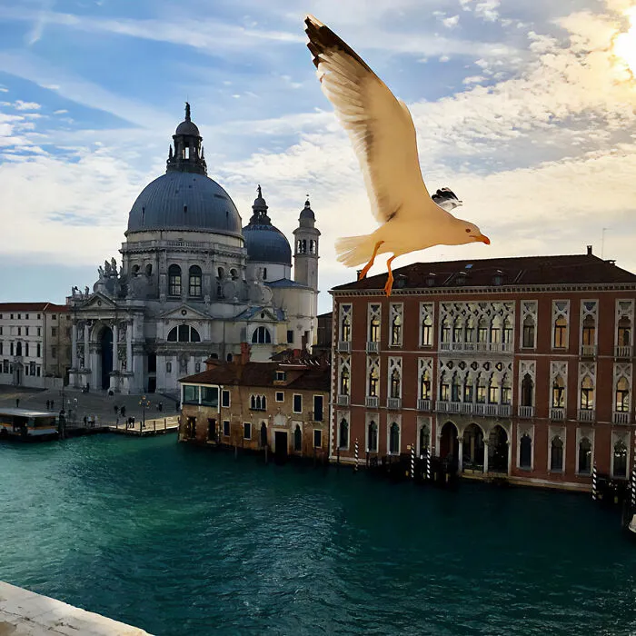 Por la ventana del hotel en Venecia