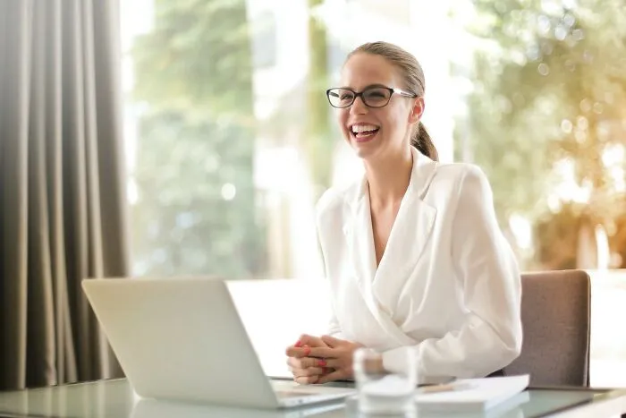 People Point Out 30 Low-Key Signs Of A Highly Intelligent Person