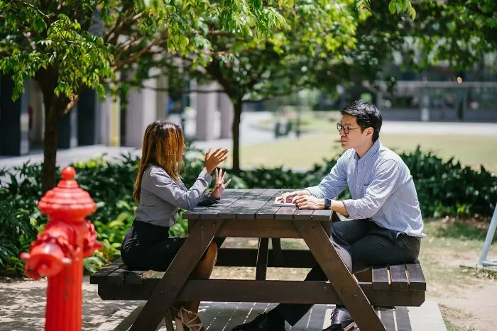 People Point Out 30 Low-Key Signs Of A Highly Intelligent Person