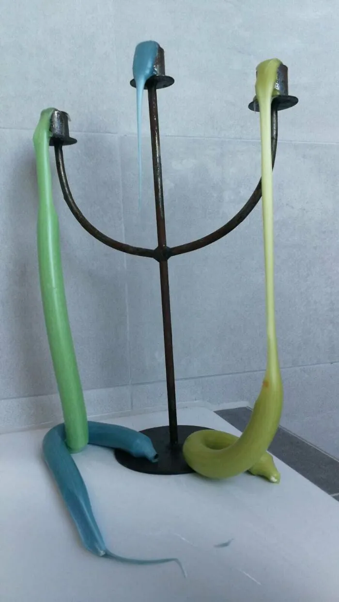 Hace tanto calor en mi apartamento que mis velas se derriten
