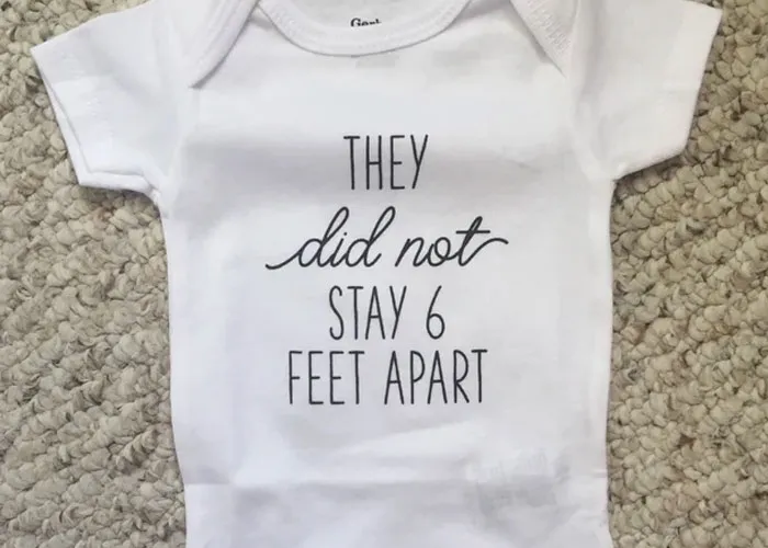 20 Madres comparten los peores regalos de baby shower que han recibido