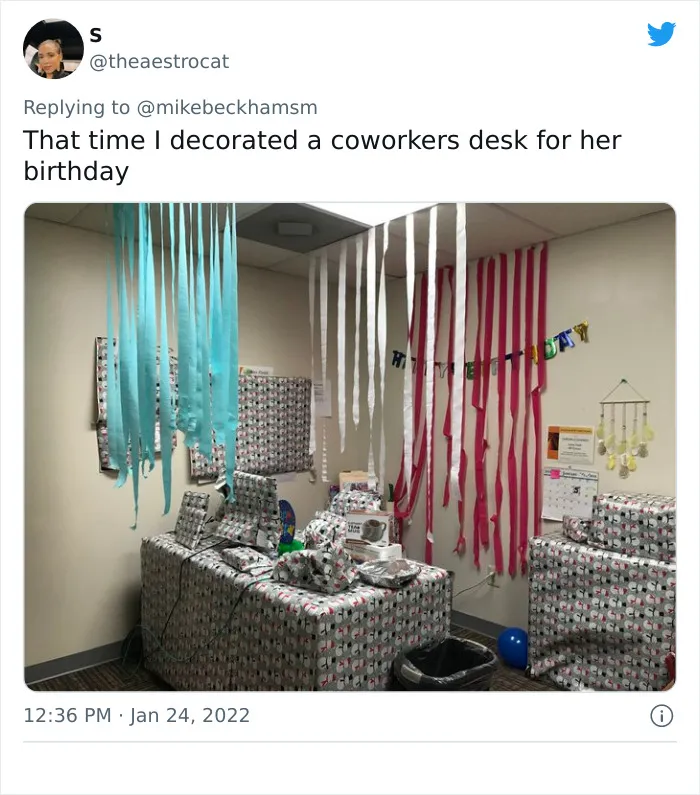 30 Times Staff Transformed Their Lifeless Office Cubicles Into Something Wonderful