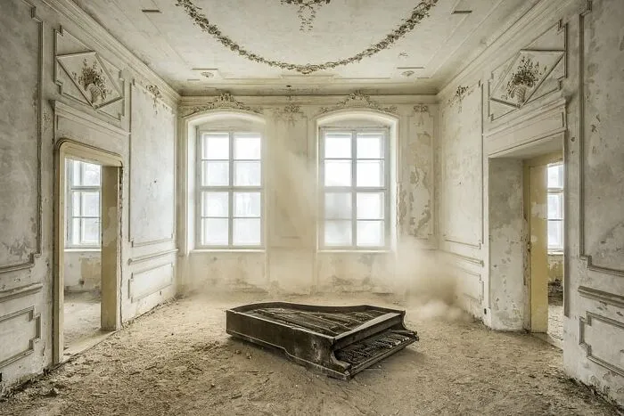Requiem Pour Pianos. 2º puesto, arquitectura, profesional