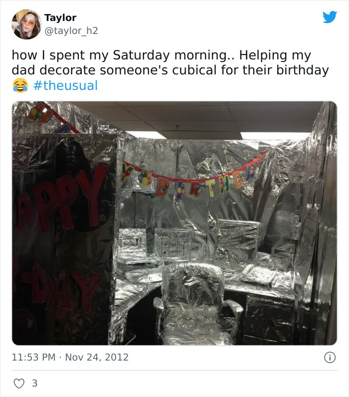 30 Times Staff Transformed Their Lifeless Office Cubicles Into Something Wonderful