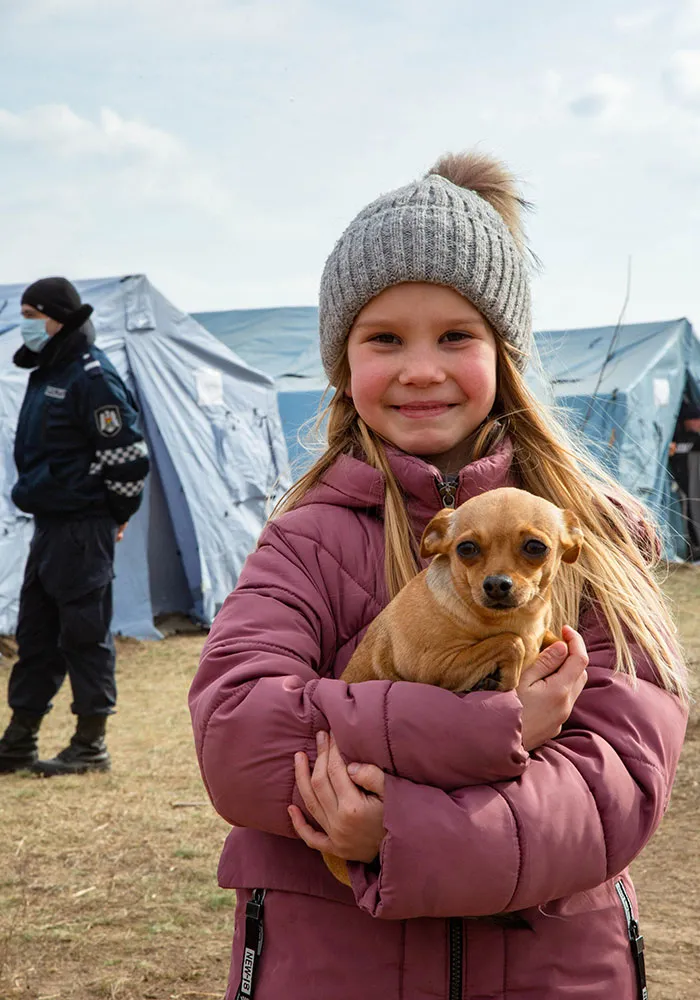 35 Fotos de ucranianos con sus mascotas durante la guerra mostrando lo fuerte que puede ser el amor entre humanos y sus mascotas