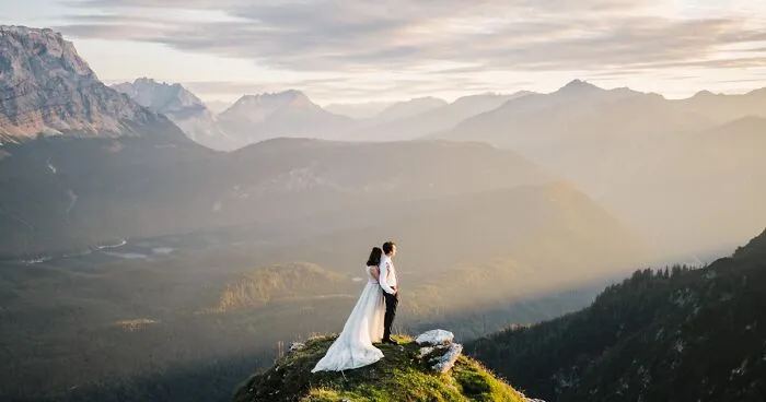 I Help Couples Ditch The Big Wedding And Go Elope In The Places That Make Them Feel Alive (27 Pics)