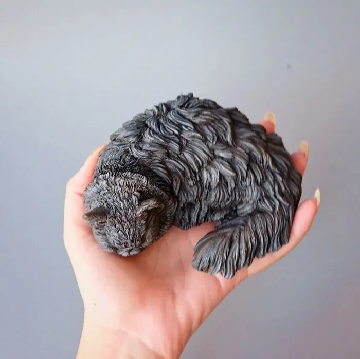 70 Tiny Animal Sculptures That I Created From Clay