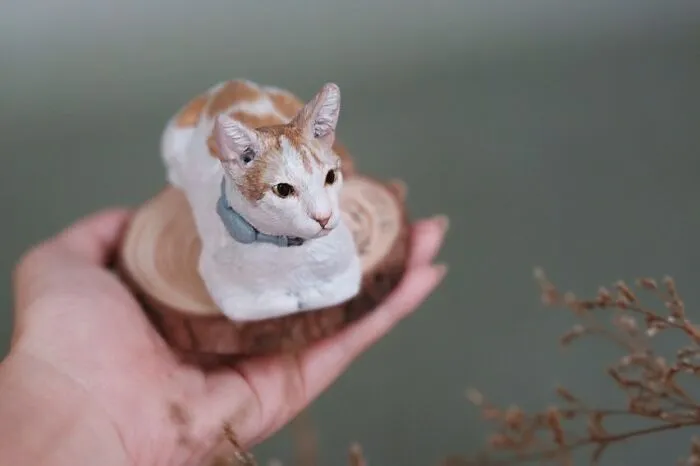 70 Tiny Animal Sculptures That I Created From Clay