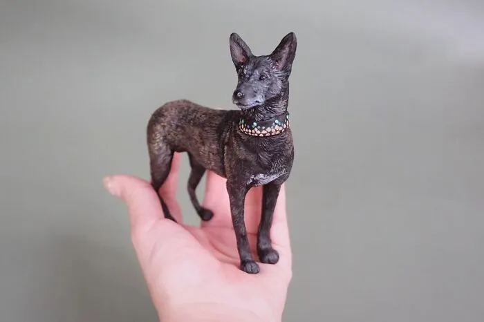 70 Tiny Animal Sculptures That I Created From Clay