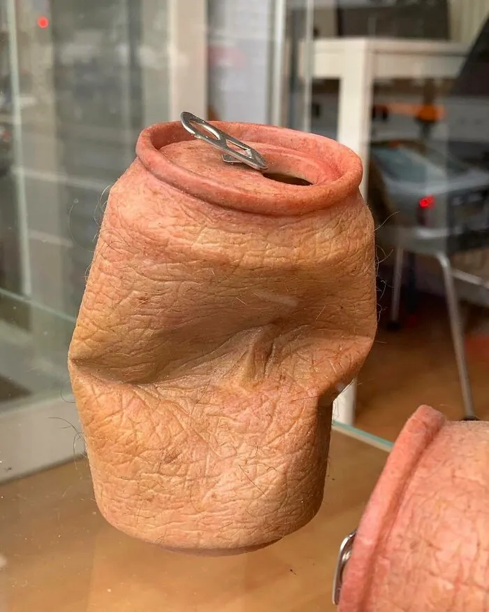 35 De las mejores y más inquietantes imágenes de la cuenta de Instagram "Cursed Image Dealer"