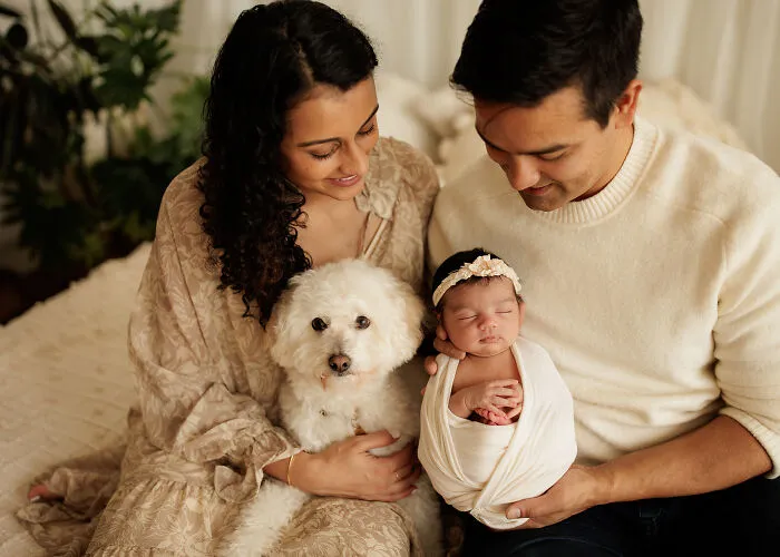 I Love It When Families Bring Their Pups To Their Photo Sessions And Here Are 18 Photographs I Took