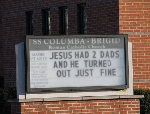 40 Of The Best Pics From This Instagram Account That Is Dedicated To The Most Random, Absurd Or Ridiculous Signs