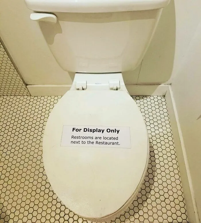 40 Of The Best Pics From This Instagram Account That Is Dedicated To The Most Random, Absurd Or Ridiculous Signs