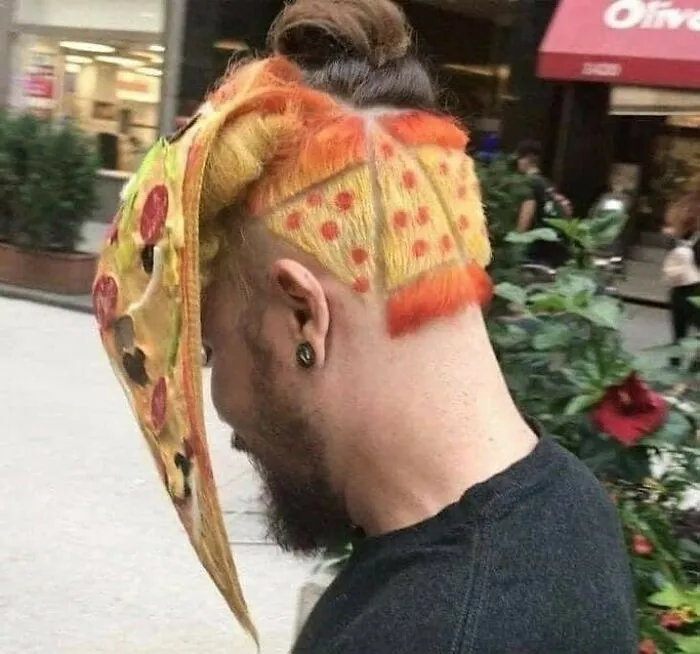 35 De las mejores y más inquietantes imágenes de la cuenta de Instagram "Cursed Image Dealer"