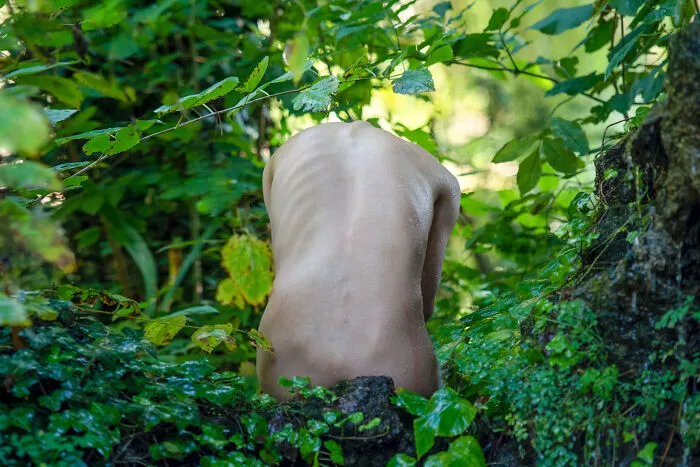 Ms. Spine – We (Me As A Photographer And Simona As A Model) Created A World Of The Spine By Personifying It, In Order To Show The Individual Beauty Of Each Of Us (15 Pics)