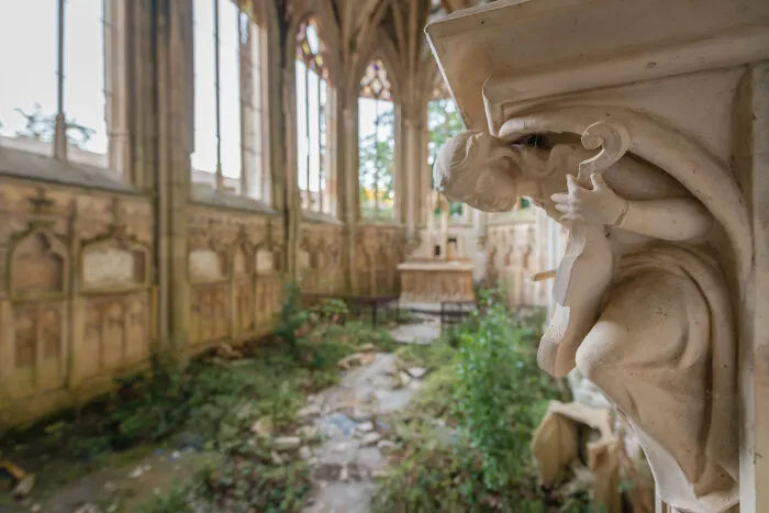 My Journey Into The "Violin Angel Chapel" (13 Pics)