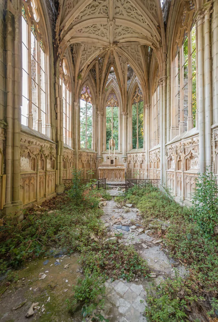 My Journey Into The "Violin Angel Chapel" (13 Pics)
