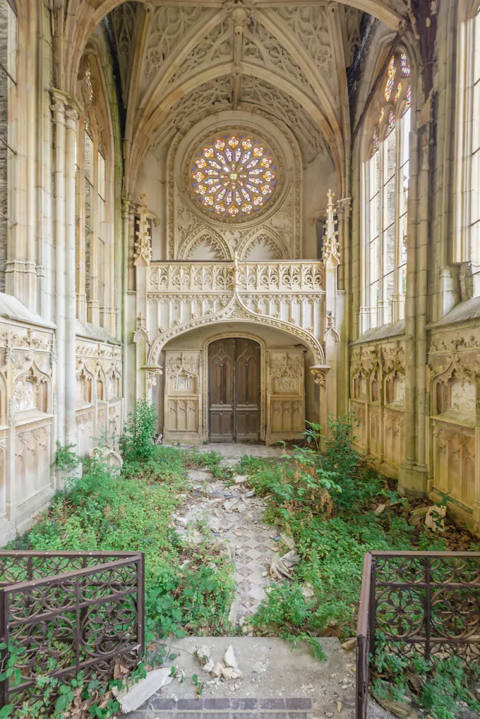 My Journey Into The "Violin Angel Chapel" (13 Pics)