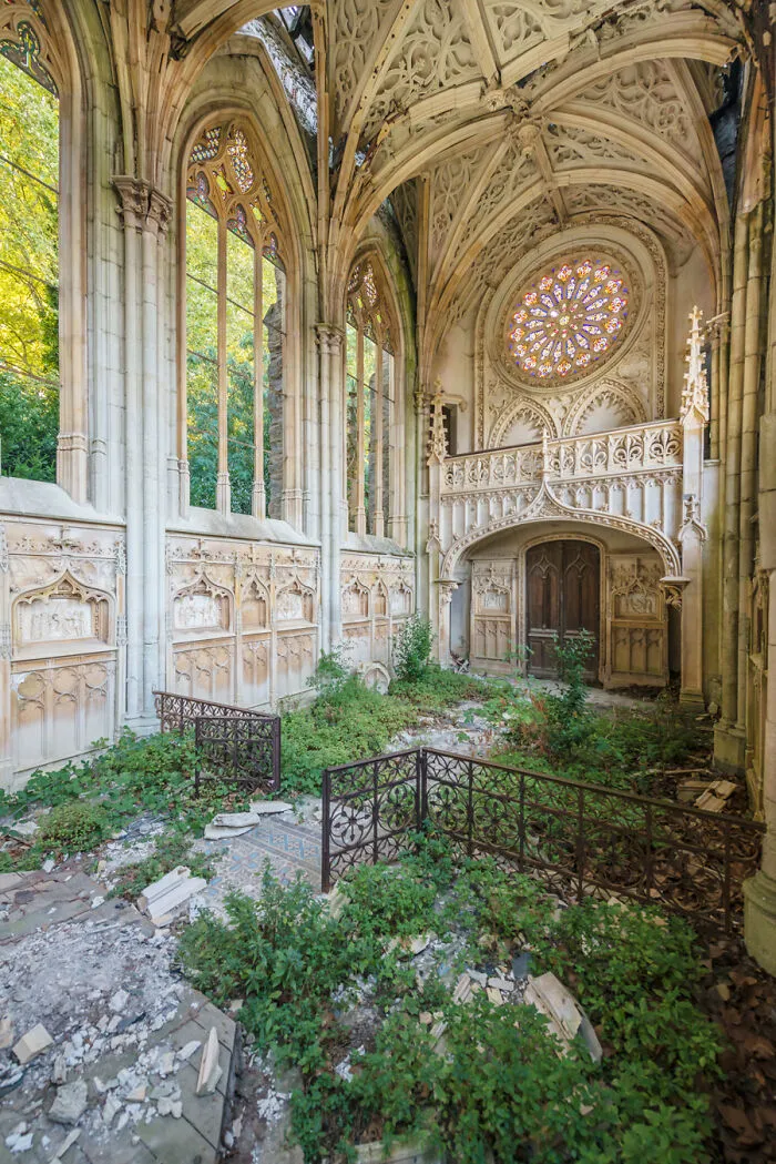 My Journey Into The "Violin Angel Chapel" (13 Pics)