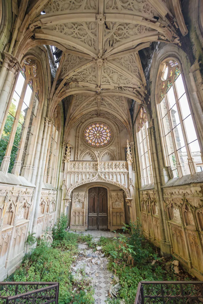 My Journey Into The "Violin Angel Chapel" (13 Pics)