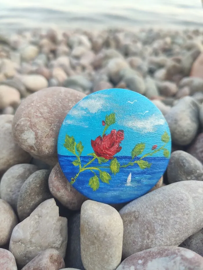 I Create Unique Pins, So You Can Have Personal Original Canvas Paintings Right On You (12 Pics)