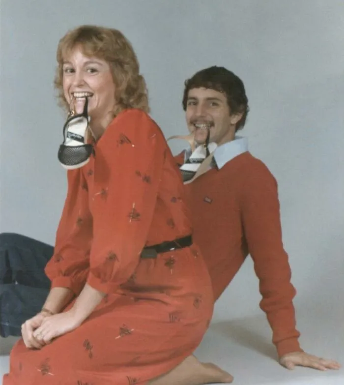 25 Divertidas fotos de parejas que te harán reír, sacadas de mi cuenta de Instagram