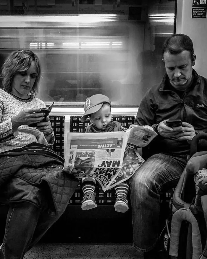 25 Divertidas fotografías urbanas compartidas en esta cuenta de Instagram con más de 500000 seguidores