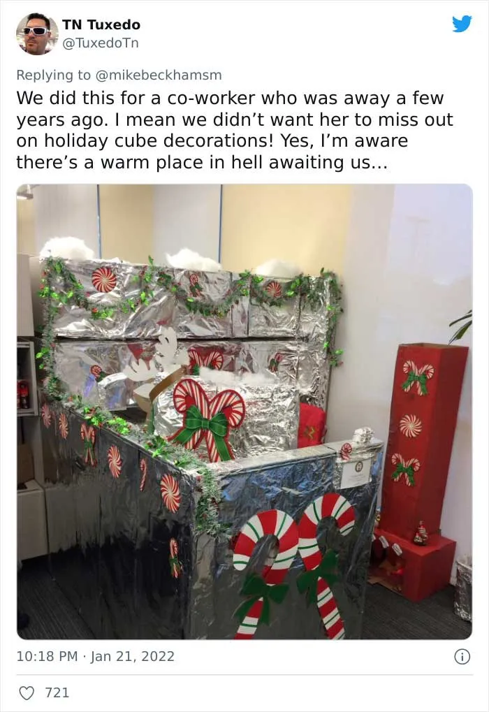 30 Times Staff Transformed Their Lifeless Office Cubicles Into Something Wonderful