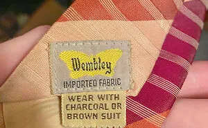 50 Times People Discovered Unexpected Details On Clothes Left There By The Manufacturers
