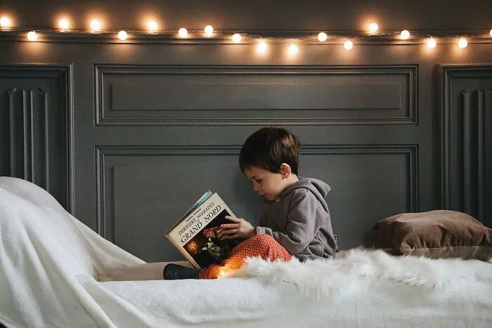 30 Of The Dumbest Lies These People Thought Were 100% True When They Were Kids