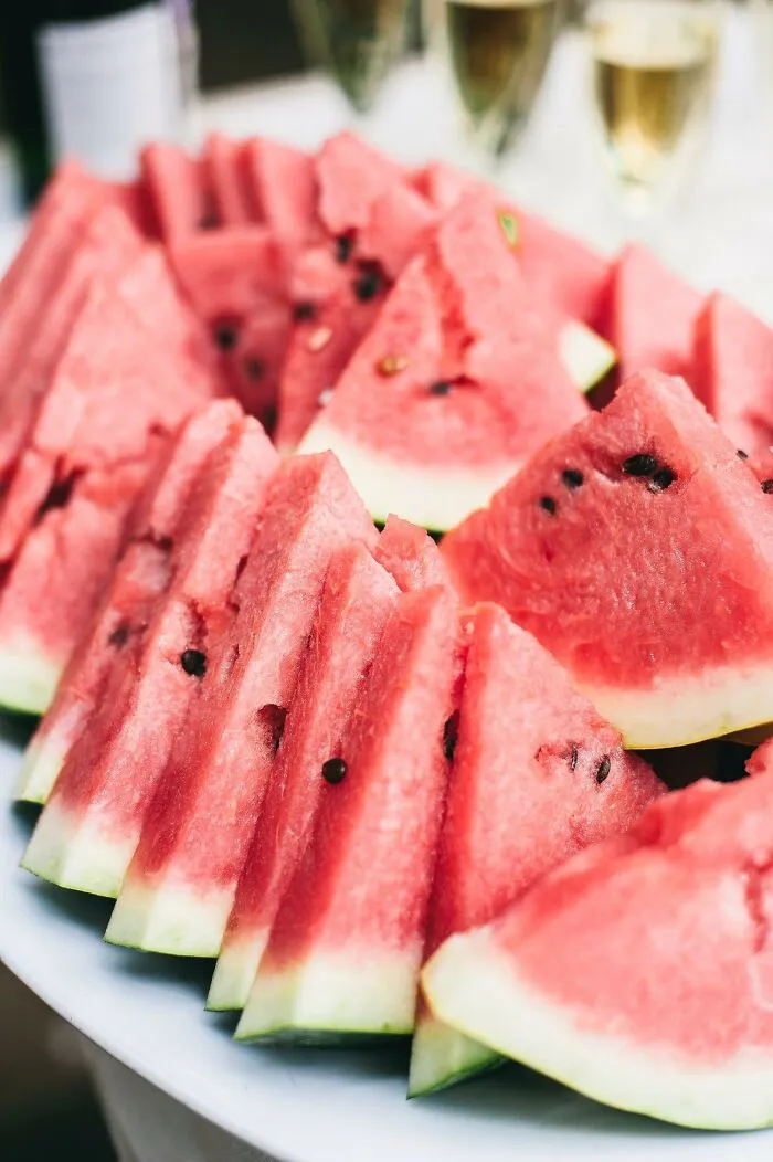 30 Of The Dumbest Lies These People Thought Were 100% True When They Were Kids