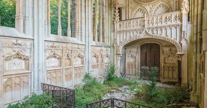 My Journey Into The "Violin Angel Chapel" (13 Pics)