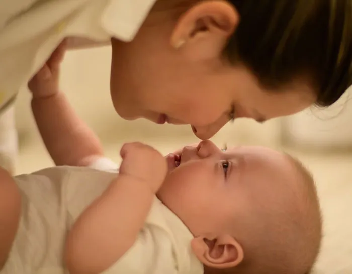 20 Madres que se arrepienten de haber dado a luz comparten sus razones