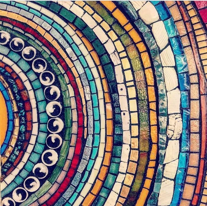 30 Times I Created Mosaic Art Using Upcycled Surfboards And Other Things