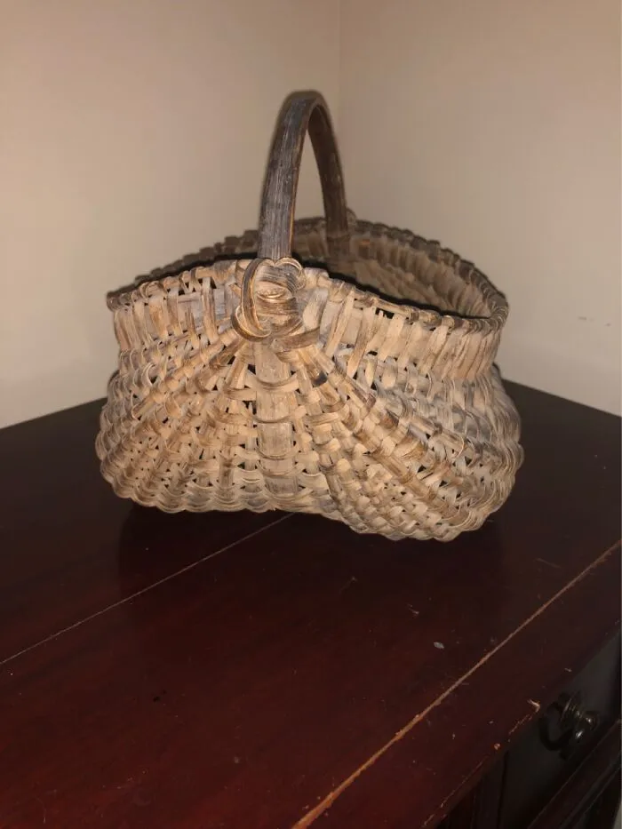 Cesta de huevos hecha por mi bisabuelo en algún momento entre 1896 y 1900