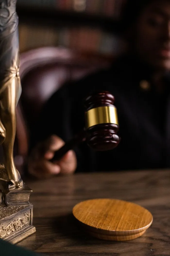 35 Of The Most Memorable Moments In Court That These Lawyers Can Recall