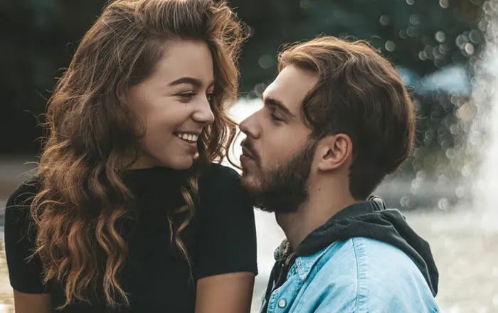 30 People Share Their Heartbreaking Love Bombing Experiences So That You Know What Red Flags To Look Out For