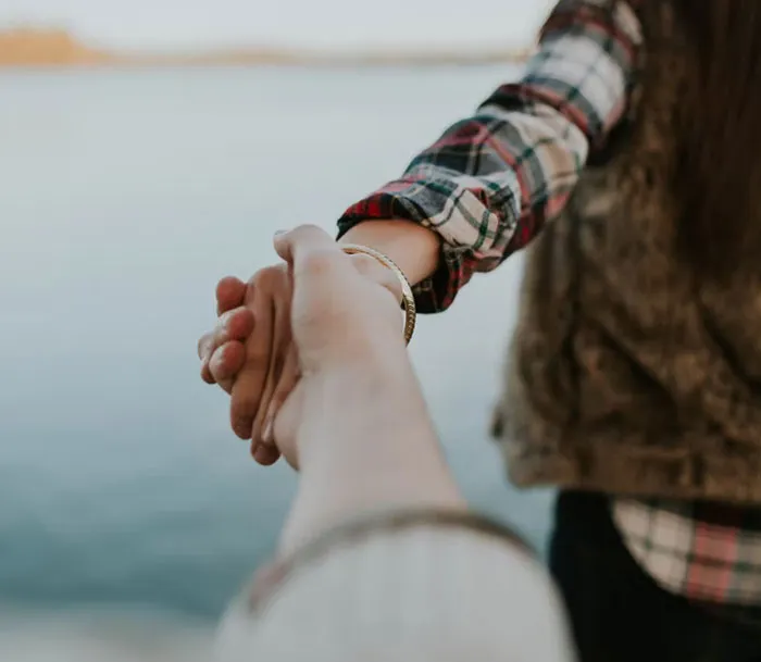 30 People Share Their Heartbreaking Love Bombing Experiences So That You Know What Red Flags To Look Out For